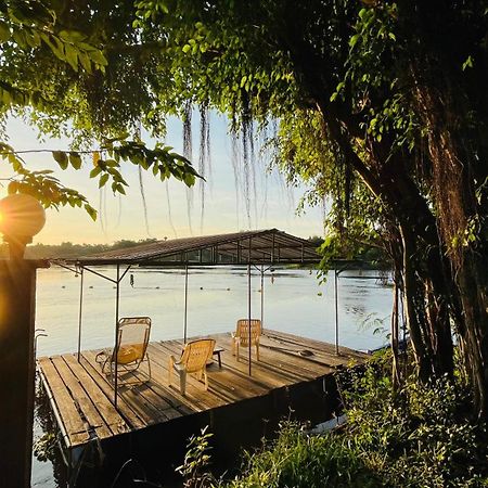 Moon River Resort Phimai Exterior foto