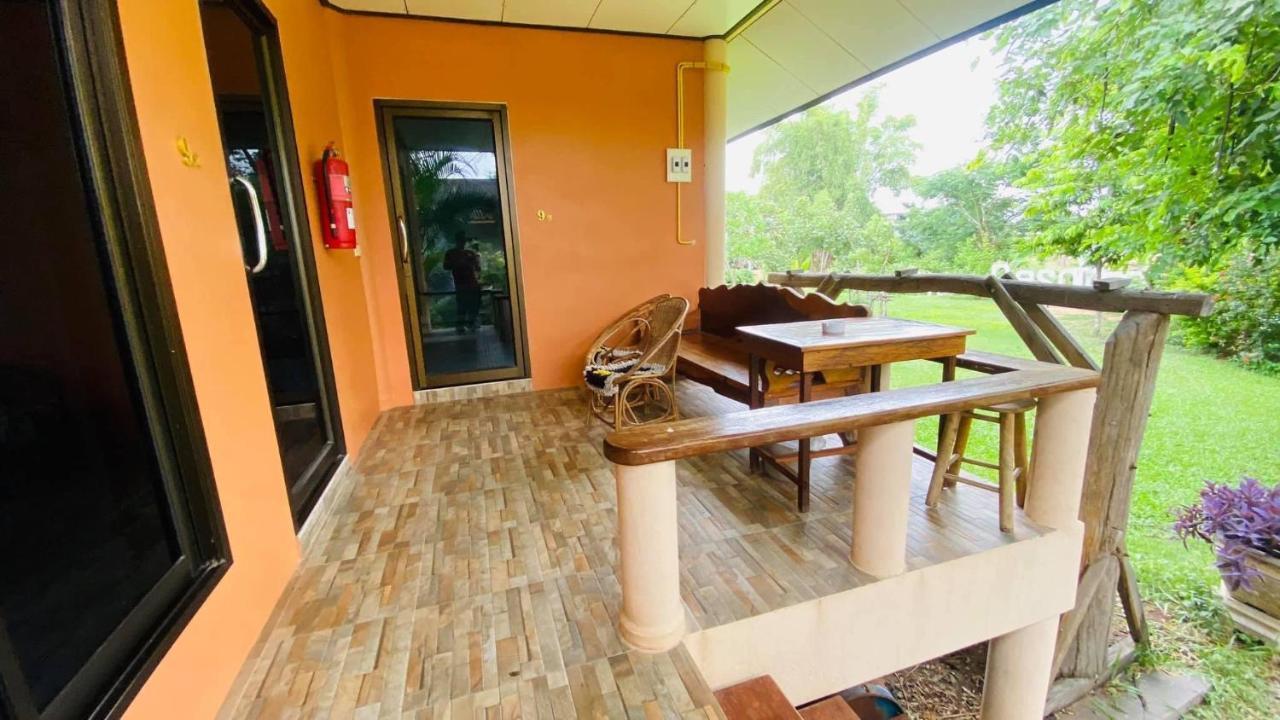 Moon River Resort Phimai Exterior foto